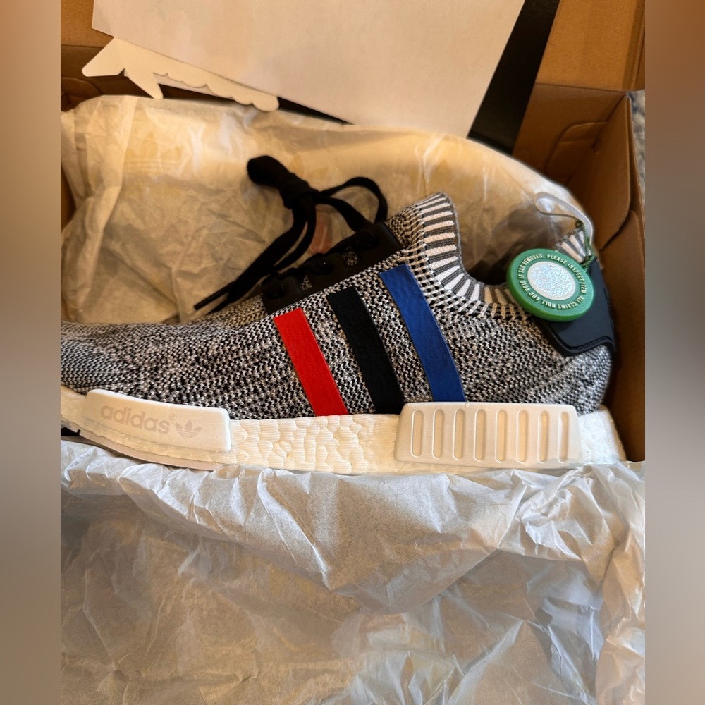 Men’s Adidas NMD_R1 PK sneakers brand new in box with tags.Size 11 Men US